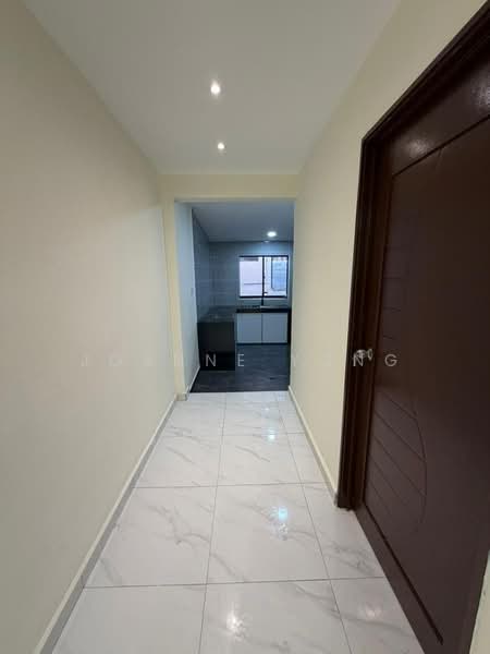2-storey Terraced House for Sale in Permas Jaya (Johor) - Joanne Yong - Corridor - PropertyGuru.com.my
