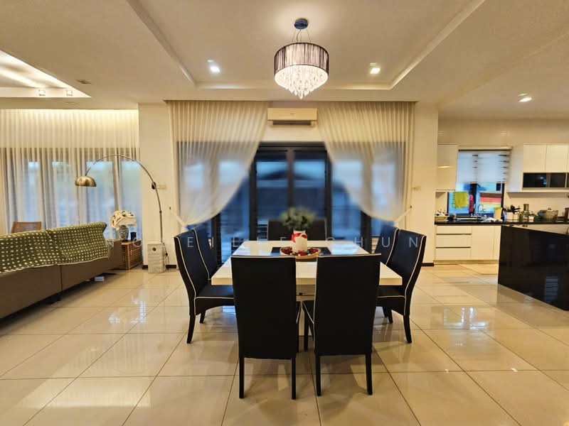 Semi-Detached House for Sale in Shah Alam (Selangor) - Nobeille Chung - Dining Room - PropertyGuru.com.my