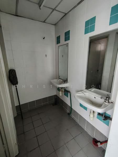 Shop / Office for Rent in Dataran Ara Damansara (Ara Damansara) - Christine Ooi - Bathroom - PropertyGuru.com.my