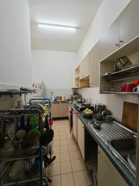 Apartment for Rent at Impian Senibong Apartment - Jas Tay - Kitchen - PropertyGuru.com.my