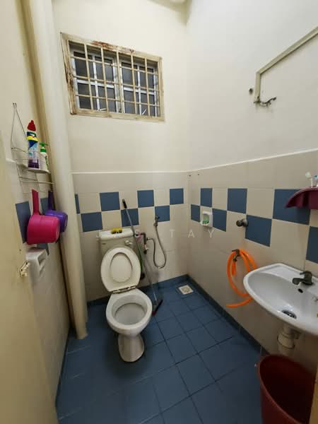 Apartment for Rent at Impian Senibong Apartment - Jas Tay - Bathroom - PropertyGuru.com.my