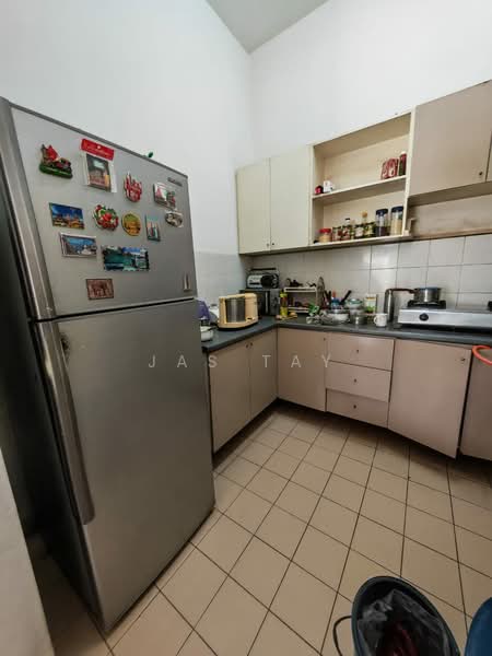 Apartment for Rent at Impian Senibong Apartment - Jas Tay - Kitchen - PropertyGuru.com.my