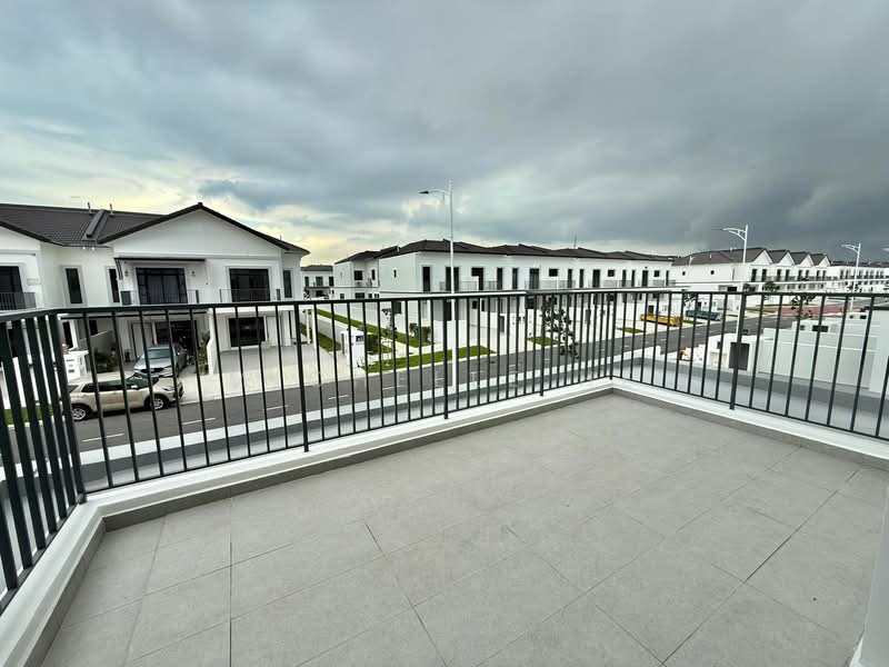 Rumah Teres 2 Tingkat untuk Disewa di Eco Botanic (Iskandar Puteri (Nusajaya)) - Michelle He - Balcony - PropertyGuru.com.my