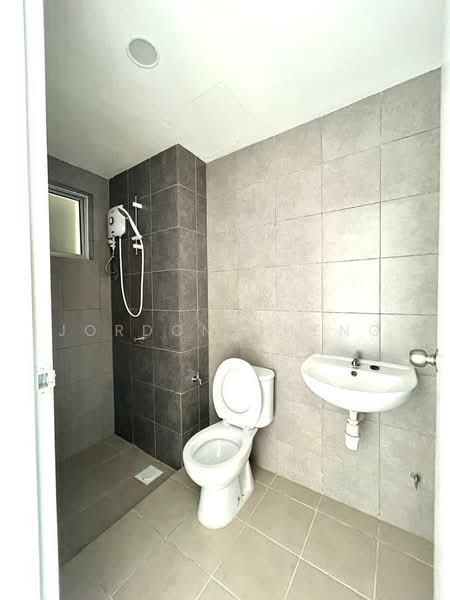 Condominium for Rent at Residensi Sateria - Jordon Cheng - Bathroom - PropertyGuru.com.my