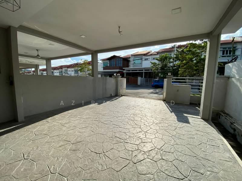 Rumah Teres 2 Tingkat untuk Dijual di Bangi (Selangor) - Azira Ahmad - Exterior - PropertyGuru.com.my
