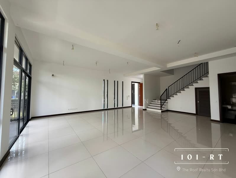 Rumah Berkembar untuk Dijual di Eco Sanctuary (Telok Panglima Garang) - Jordan Ng - Living Room - PropertyGuru.com.my