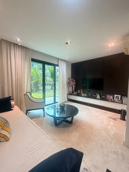 Bungalow House untuk Dijual di Cyberjaya (Selangor) - Xindy Chia - Living Room - PropertyGuru.com.my
