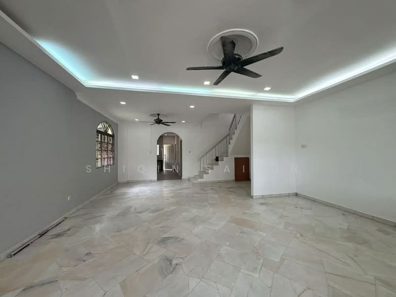 2-storey Terraced House for Sale in Taman Sentosa (Klang) - Shiqin Saidin - Living Room - PropertyGuru.com.my