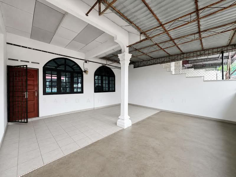 Rumah Teres 1 Tingkat untuk Dijual di Taman Bukit Mutiara (Batu Pahat) - Saedah Napisah - Exterior - PropertyGuru.com.my