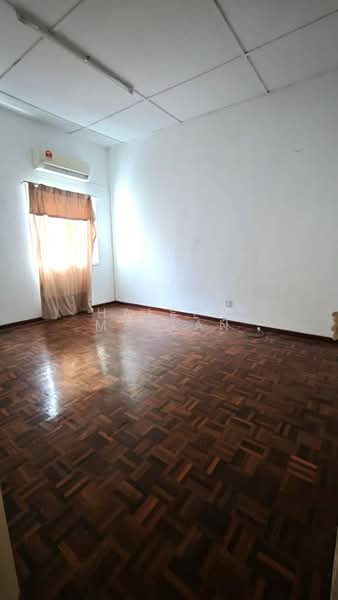 2-storey Terraced House for Rent in Rawang Perdana 2 (Rawang) - Haleem Mazlan - Interior - PropertyGuru.com.my