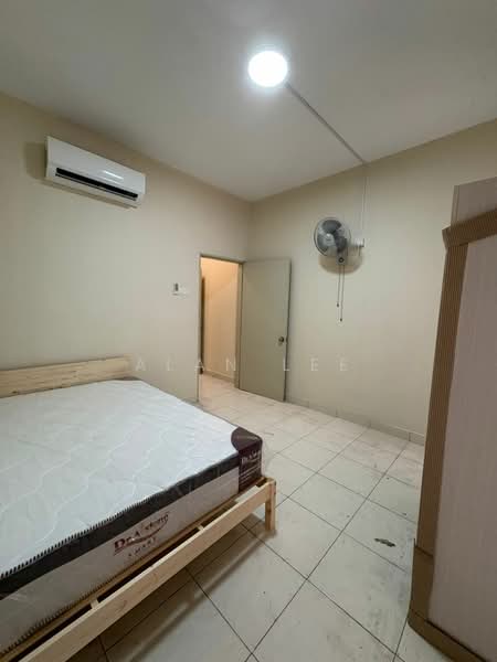 Kondominium untuk Disewa di Sg Long Residence - Alan Lee - Bedroom - PropertyGuru.com.my