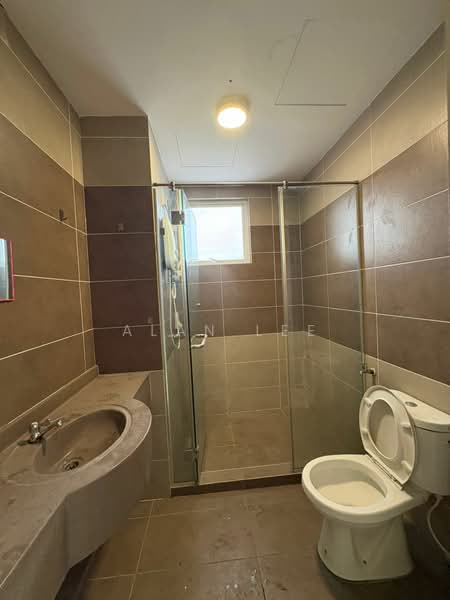 Kondominium untuk Disewa di Sg Long Residence - Alan Lee - Bathroom - PropertyGuru.com.my