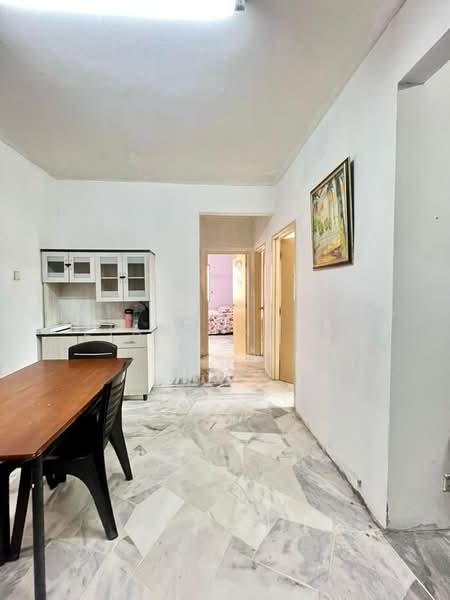 Pangsapuri untuk Dijual di Astana Alam Apartment 2 - Ziana Najib - Dining Room - PropertyGuru.com.my