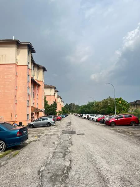 Pangsapuri untuk Dijual di Astana Alam Apartment 2 - Ziana Najib - Exterior - PropertyGuru.com.my