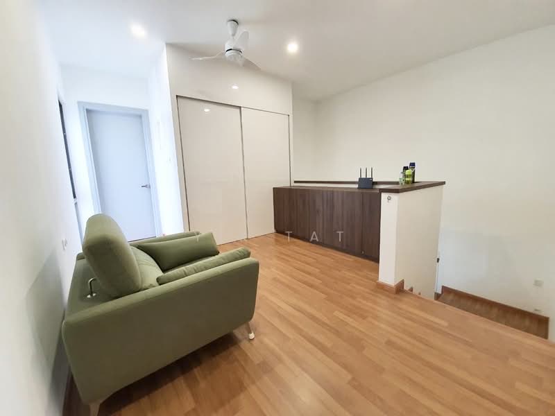 Semi-Detached House for Sale in Taman Molek (Johor Bahru) - Yik Tat - PropertyGuru.com.my