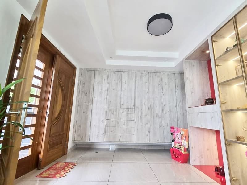 Semi-Detached House for Sale in Taman Molek (Johor Bahru) - Yik Tat - PropertyGuru.com.my