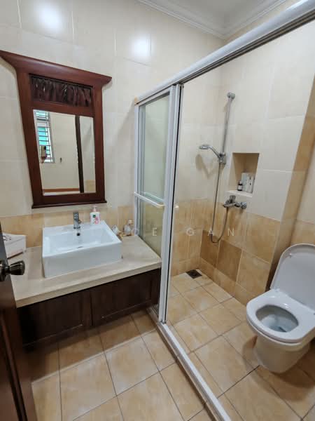Link Bungalow for Sale in Taman Mount Austin (Tebrau) - Joyce Gan - Bathroom - PropertyGuru.com.my