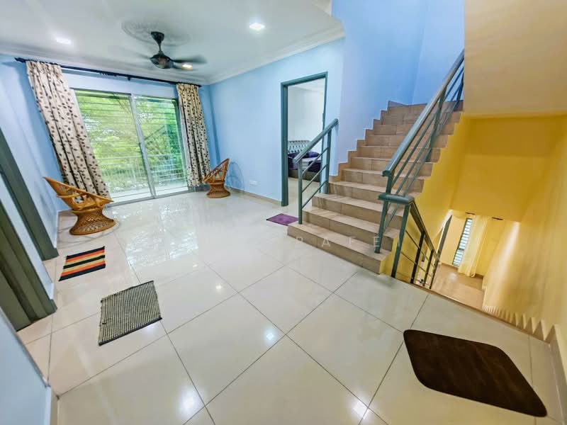 3-storey Terraced House for Sale in Taman Universiti (Bangi) - Iqbal Rafei - Living Room - PropertyGuru.com.my