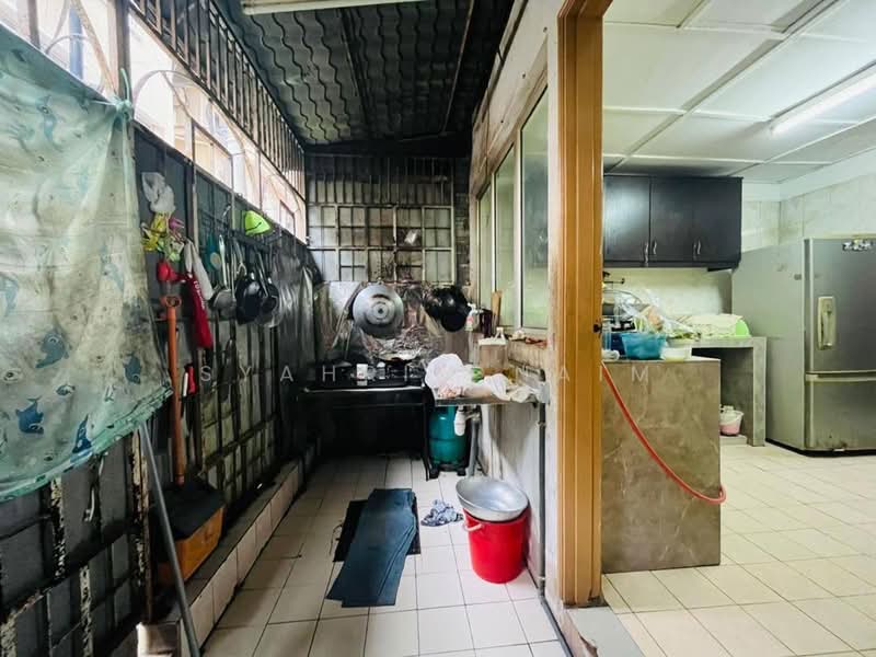 Rumah Bandar untuk Dijual di Shah Alam (Selangor) - Syahrim Naim - Kitchen - PropertyGuru.com.my