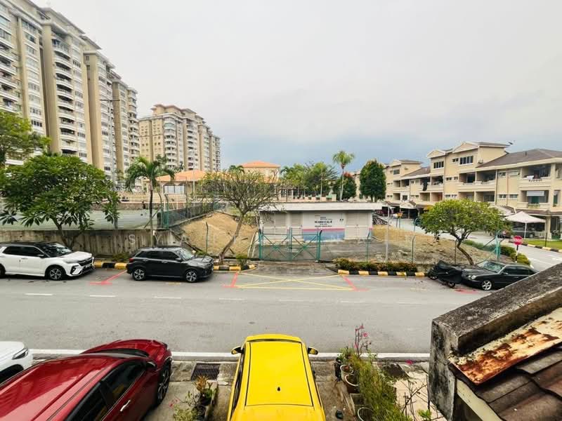 Townhouse for Sale in Seksyen 9 (Shah Alam) - Syahrim Naim - Exterior - PropertyGuru.com.my