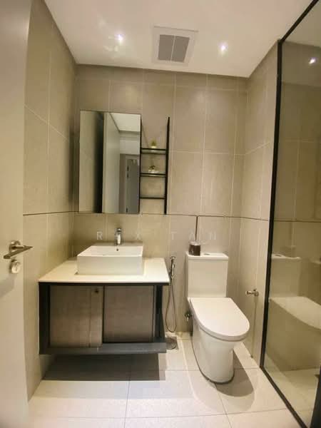 Service Residence for Rent at Millerz Square Serviced Residence - Rex Tan - Bathroom - PropertyGuru.com.my