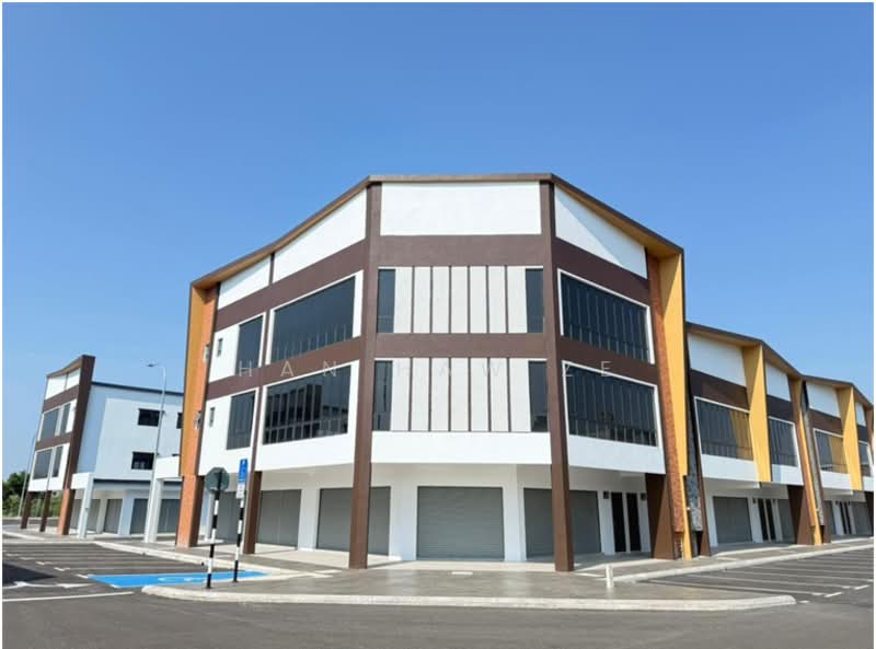 Shop for Rent in Beranang (Selangor) - Han Haw Ze - Exterior - PropertyGuru.com.my