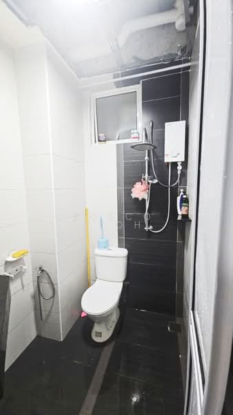 Kondominium untuk Disewa di The Oasis - Bosco Teoh - Bathroom - PropertyGuru.com.my