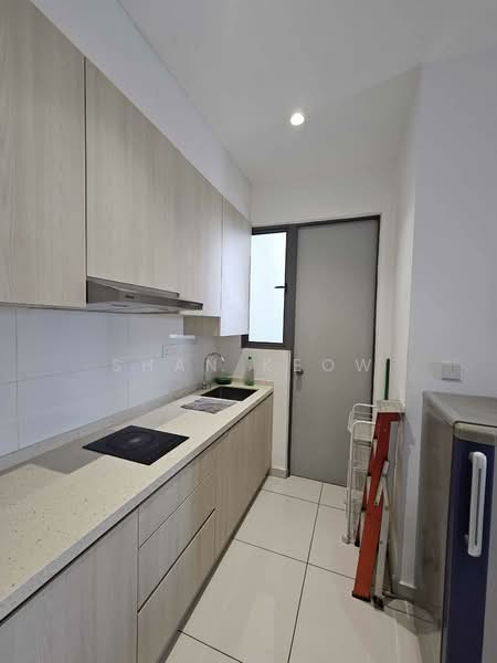 Servis Apartment untuk Disewa di Kenwingston Platz - Shan Keow - Kitchen - PropertyGuru.com.my