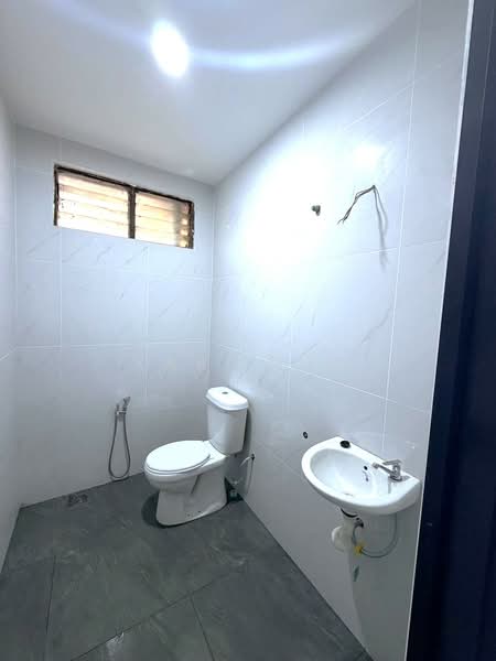 Rumah Teres 1.5 Tingkat untuk Dijual di Taman Skudai Baru (Skudai) - Karl Lim - Bathroom - PropertyGuru.com.my
