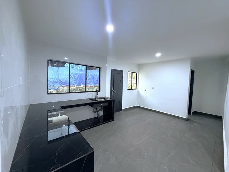 Rumah Teres 1.5 Tingkat untuk Dijual di Taman Skudai Baru (Skudai) - Karl Lim - Kitchen - PropertyGuru.com.my