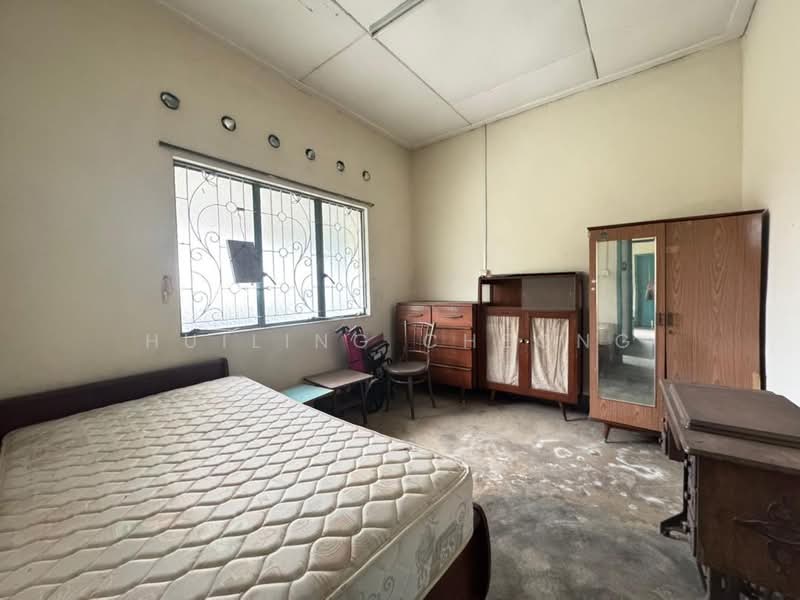 Rumah Banglo untuk Dijual di Taman Kolam Air (Johor Bahru) - Huiling Cheong - PropertyGuru.com.my