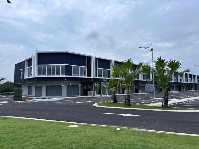Shop / Office for Rent in Bandar Serenia (Dengkil) - ALVIN LIM - Exterior - PropertyGuru.com.my