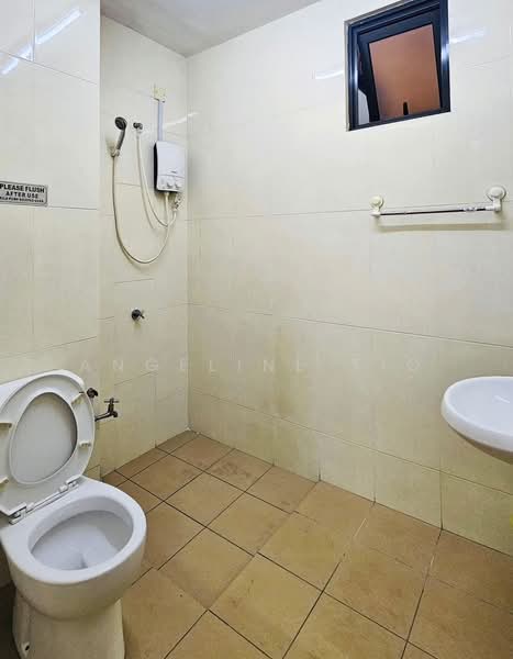 Service Residence for Sale at Mahkota Impian - Angeline Tio - Bathroom - PropertyGuru.com.my