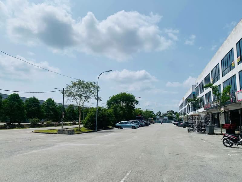 Shop / Office for Rent in Parit Raja (Johor) - Saedah Napisah - Exterior - PropertyGuru.com.my