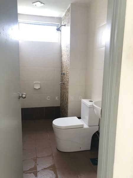 Kondominium untuk Dijual di Suasana Lumayan - CK Ng - Bathroom - PropertyGuru.com.my