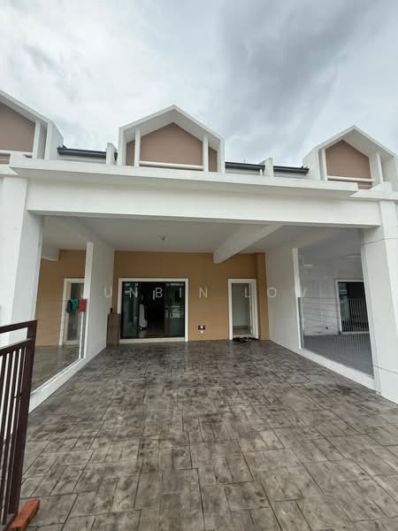 2-storey Terraced House for Sale in Taman Equine (Seri Kembangan) - Junbin Low - Exterior - PropertyGuru.com.my