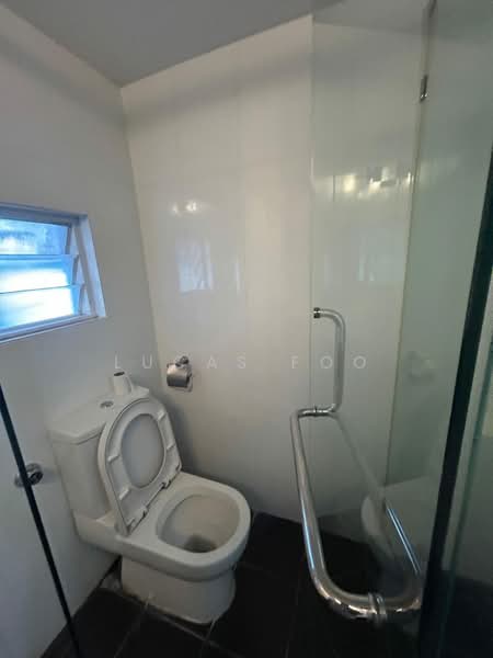 Servis Apartment untuk Disewa di Maritime Suite - Lucas Foo - Bathroom - PropertyGuru.com.my