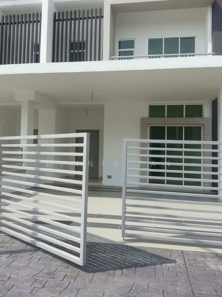 Rumah Berkembar untuk Disewa di Canary Garden (Klang) - Dennis Tan - PropertyGuru.com.my