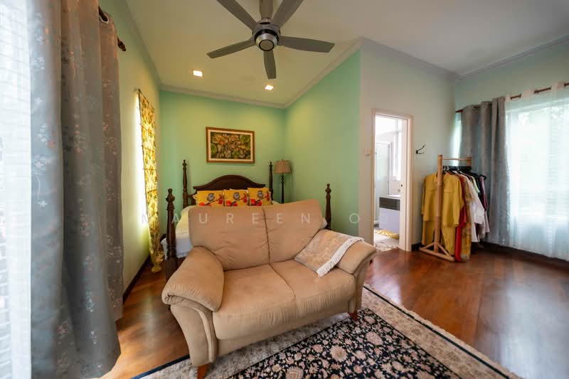 Bungalow for Sale in Seksyen 13 (Shah Alam) - Maureen Ooi - Bedroom - PropertyGuru.com.my