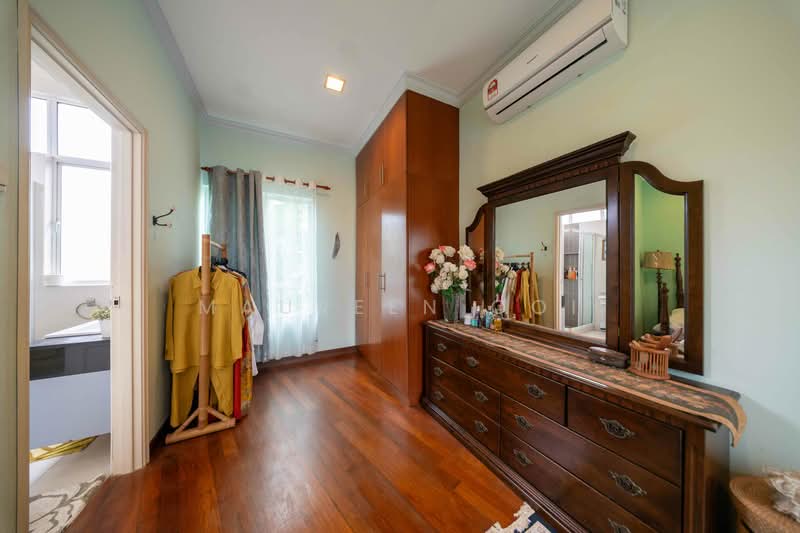 Bungalow for Sale in Seksyen 13 (Shah Alam) - Maureen Ooi - Bedroom - PropertyGuru.com.my
