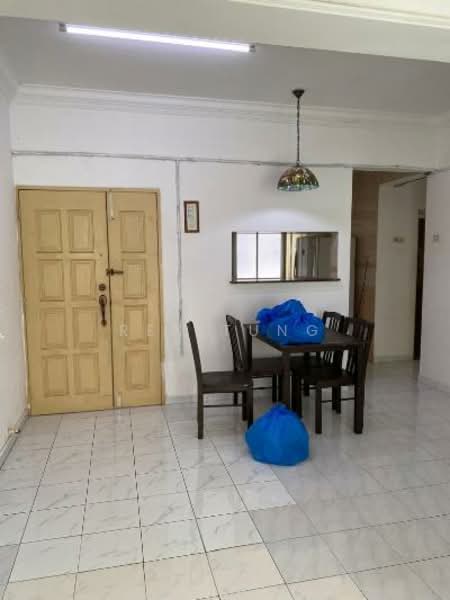 Pangsapuri untuk Disewa di Sinar Bukit Dumbar - Rex Tung - Dining Room - PropertyGuru.com.my