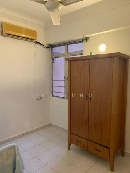 Pangsapuri untuk Disewa di Sinar Bukit Dumbar - Rex Tung - Interior - PropertyGuru.com.my