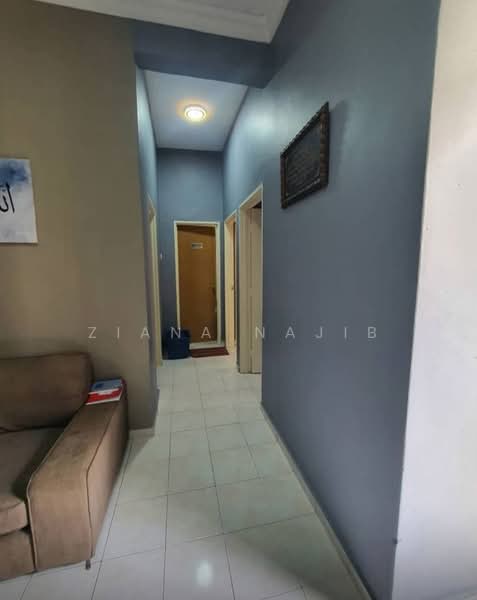 Pangsapuri untuk Disewa di Seri Nuang Apartment - Ziana Najib - Corridor - PropertyGuru.com.my
