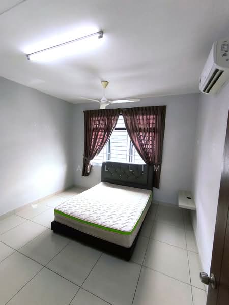 Rumah Teres 2 Tingkat untuk Dijual di Taman Seri Austin (Tebrau) - Karl Lim - Bedroom - PropertyGuru.com.my