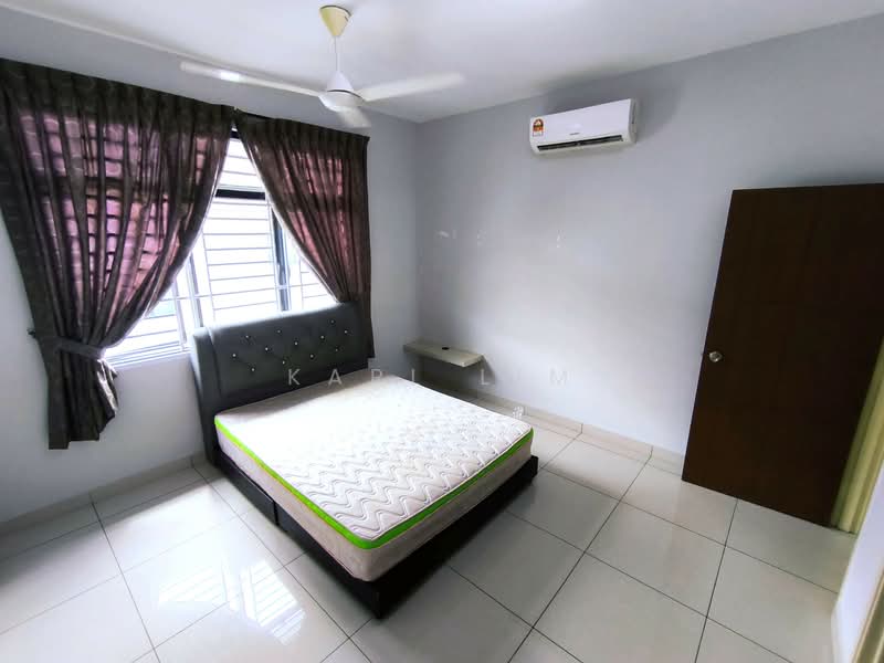 Rumah Teres 2 Tingkat untuk Dijual di Taman Seri Austin (Tebrau) - Karl Lim - Bedroom - PropertyGuru.com.my