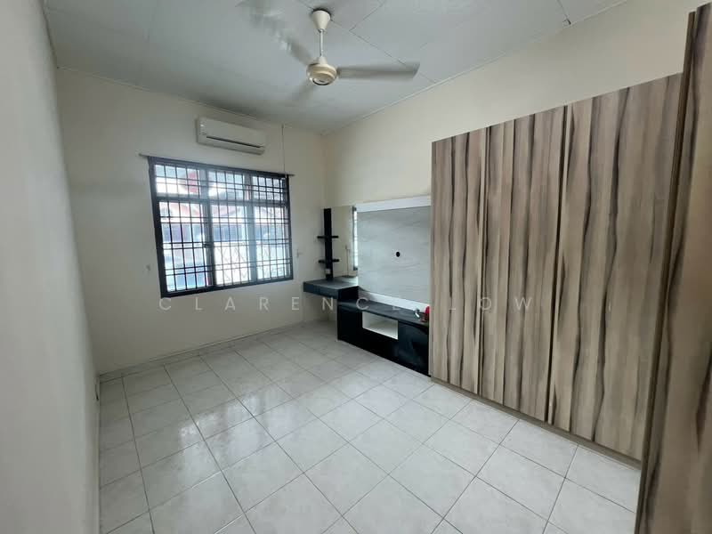 Rumah Teres 1-Tingkat untuk Disewa di Iskandar Puteri (Nusajaya) (Johor) - Clarence Low - Bedroom - PropertyGuru.com.my