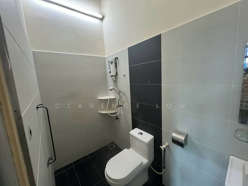 Rumah Teres 1-Tingkat untuk Disewa di Iskandar Puteri (Nusajaya) (Johor) - Clarence Low - Bathroom - PropertyGuru.com.my