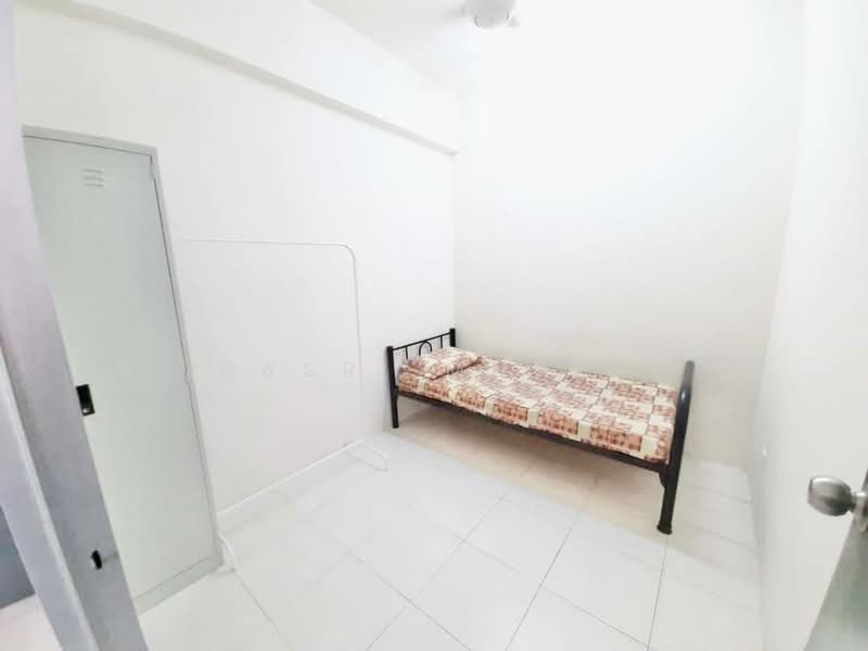 Pangsapuri untuk Dijual di Puncak Hijauan - Basri Munir - Bedroom - PropertyGuru.com.my