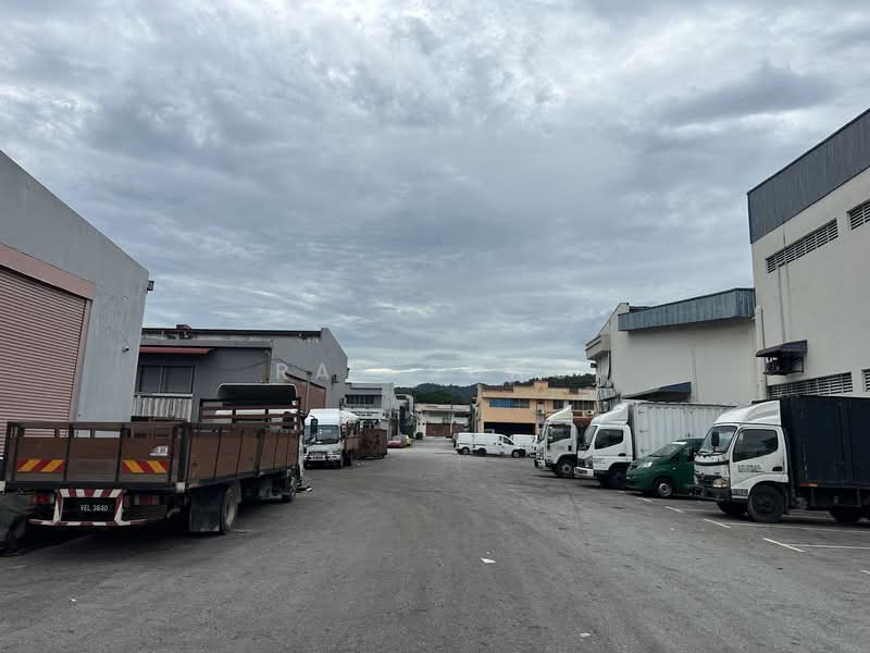 Factory for Rent in Taman Industri Bolton (Batu Caves) - Ray Sung - PropertyGuru.com.my