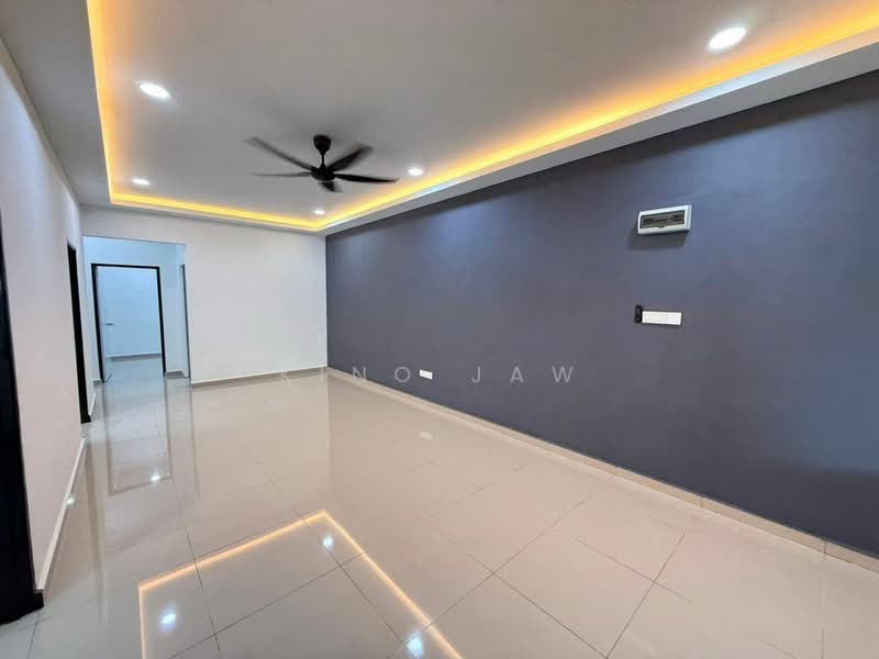 Rumah Berkembar untuk Dijual di Taman Bunga Ros (Tebrau) - Kino Jaw - Living Room - PropertyGuru.com.my